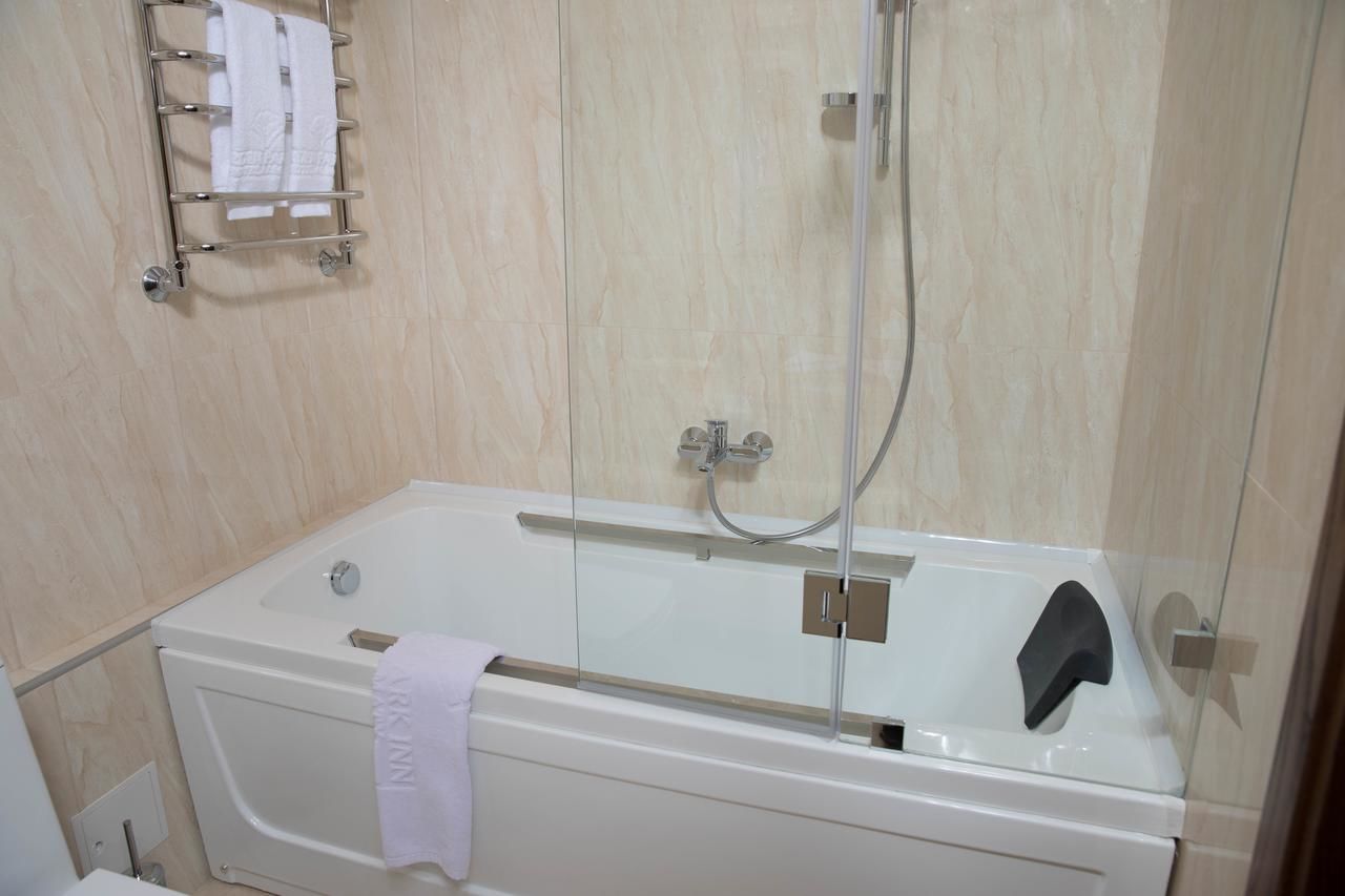 Отель Garden Park Inn Алматы